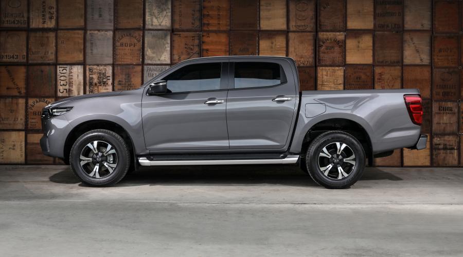  Mazda BT-50 Double Cab 2020 года  (AU) (фото 7 из 17)